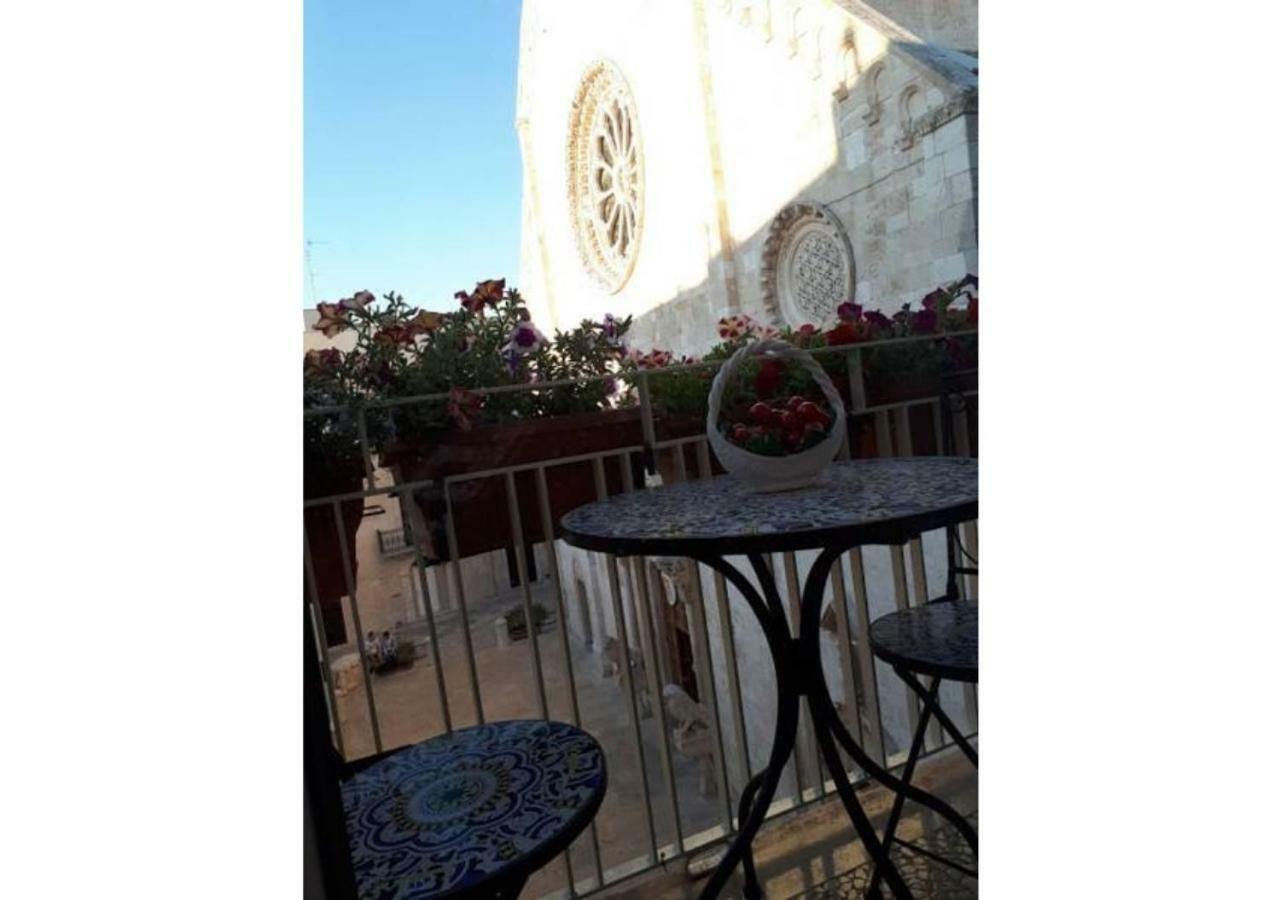 Mansarda Romantica "Il Nido Delle Rondini" Conversano Exteriör bild