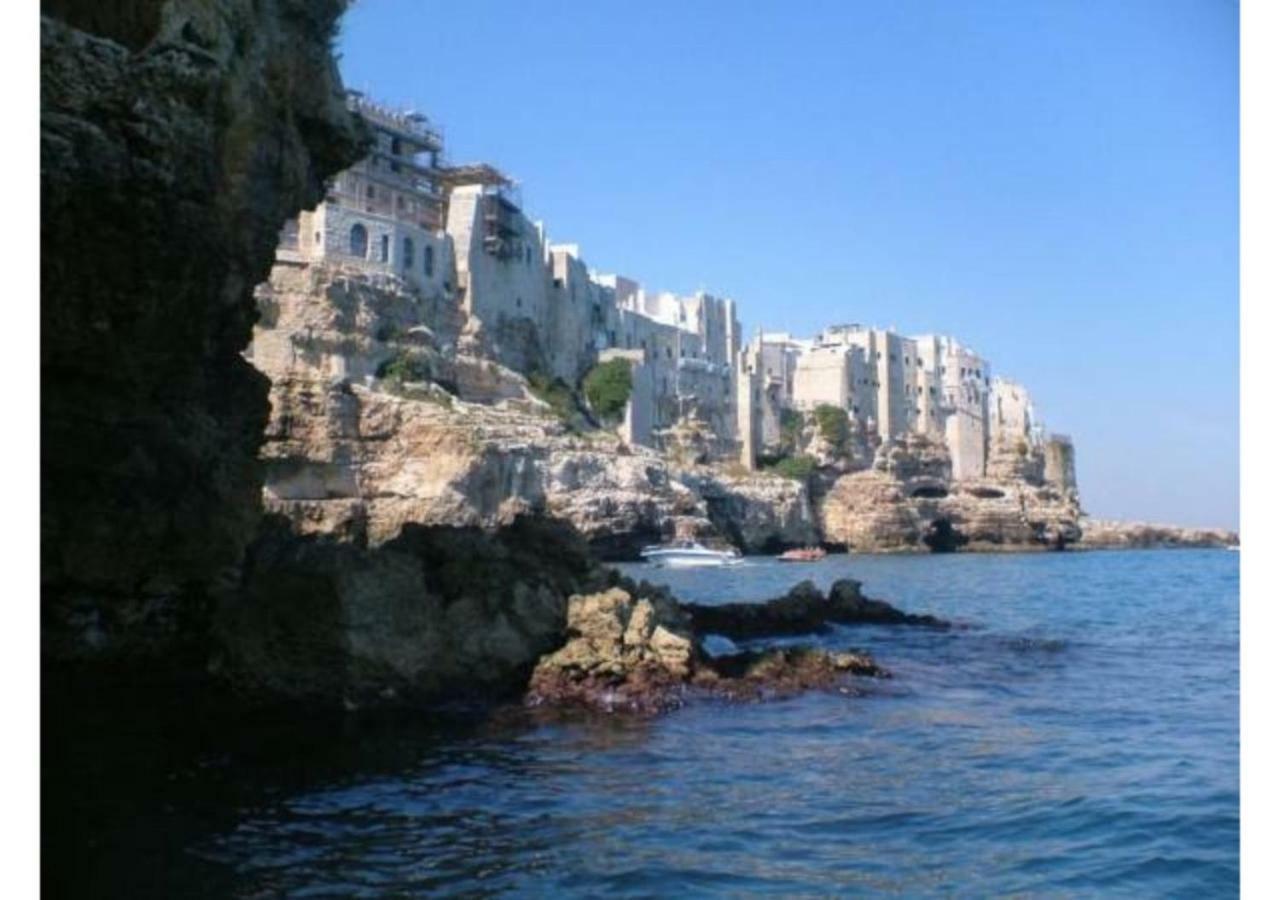 Mansarda Romantica "Il Nido Delle Rondini" Conversano Exteriör bild